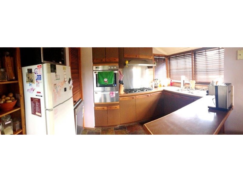 10 Medway Road, Craigieburn VIC 3064