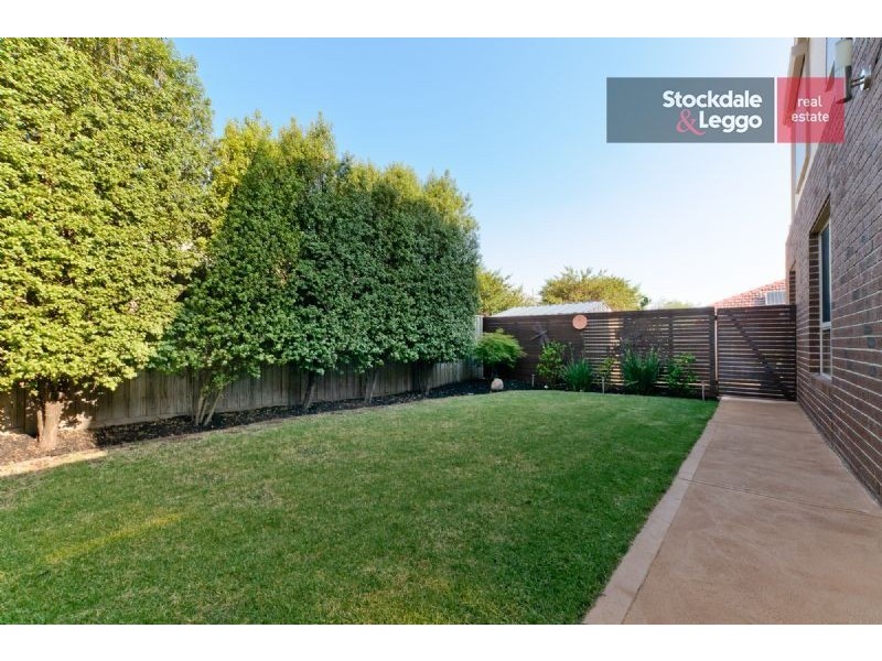 10 Beechville Place, Craigieburn VIC 3064