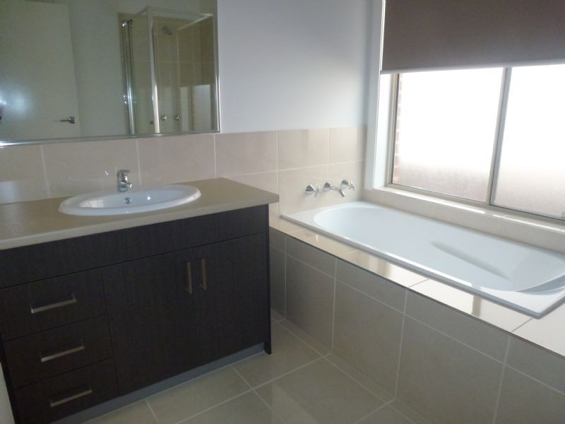 93 Gateshead Street, Craigieburn VIC 3064