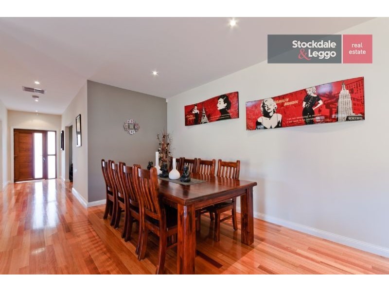 3 Lewisham Place, Craigieburn VIC 3064
