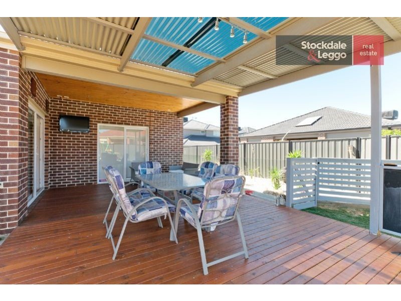 3 Lewisham Place, Craigieburn VIC 3064
