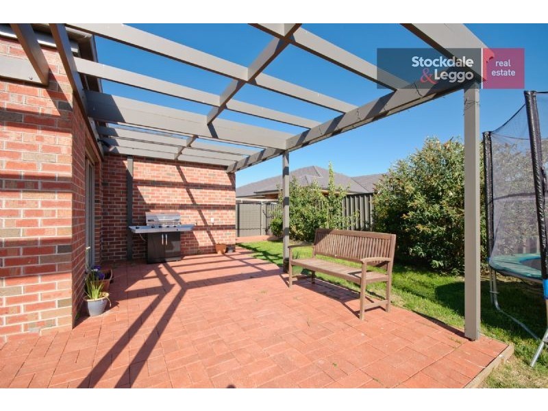 87 Cradle Mountain Drive, Craigieburn VIC 3064