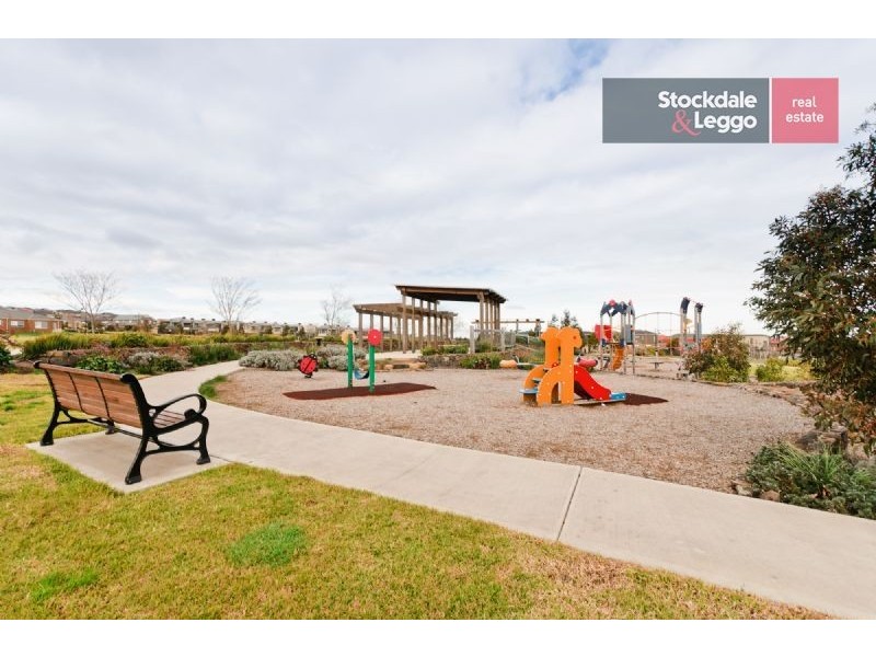87 Cradle Mountain Drive, Craigieburn VIC 3064
