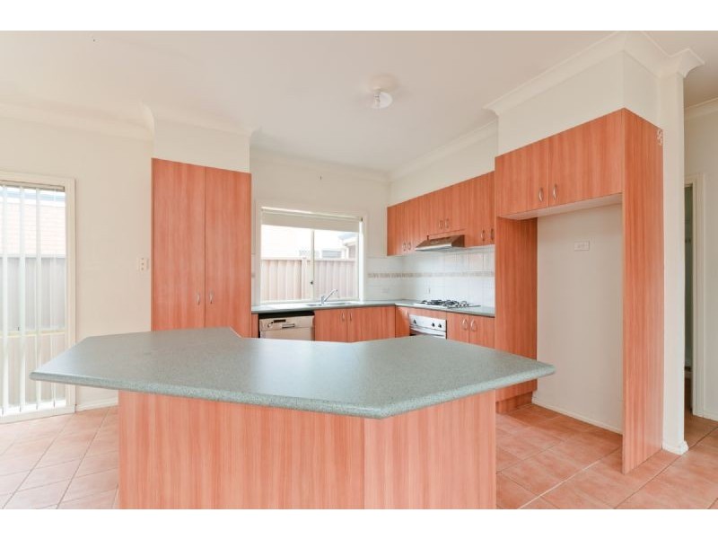 16 Goulburn Way, Craigieburn VIC 3064