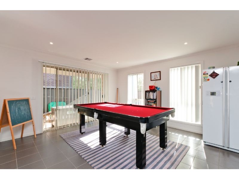 15 Northumberland Circuit, Craigieburn VIC 3064