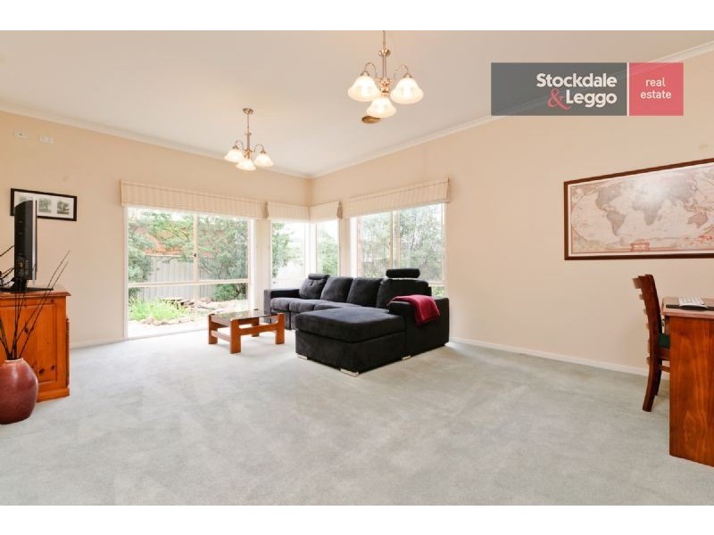 72 Lakes Drive, Craigieburn VIC 3064