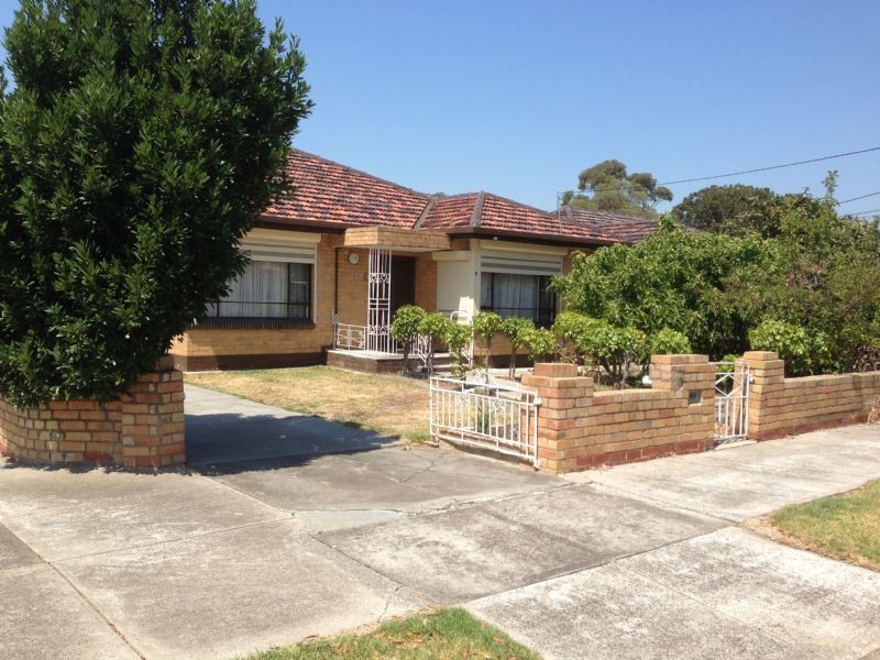 4 Lindsay Street, Glenroy VIC 3046