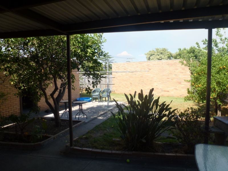 4 Lindsay Street, Glenroy VIC 3046