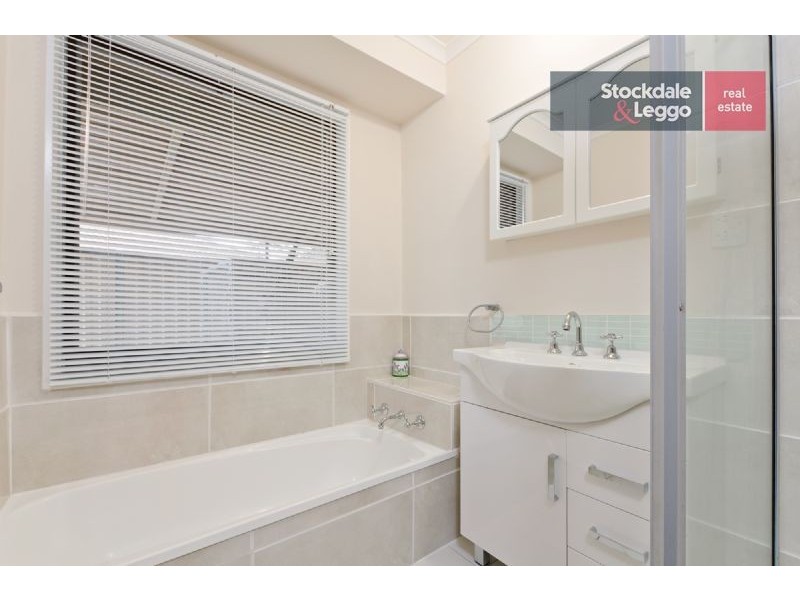 1/82 Cimberwood Drive, Craigieburn VIC 3064