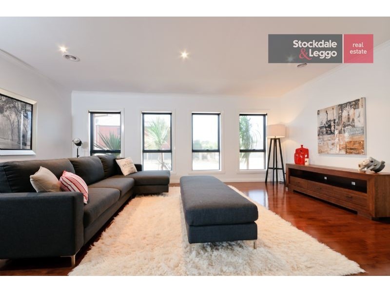 3 Scottsdale Crescent, Craigieburn VIC 3064