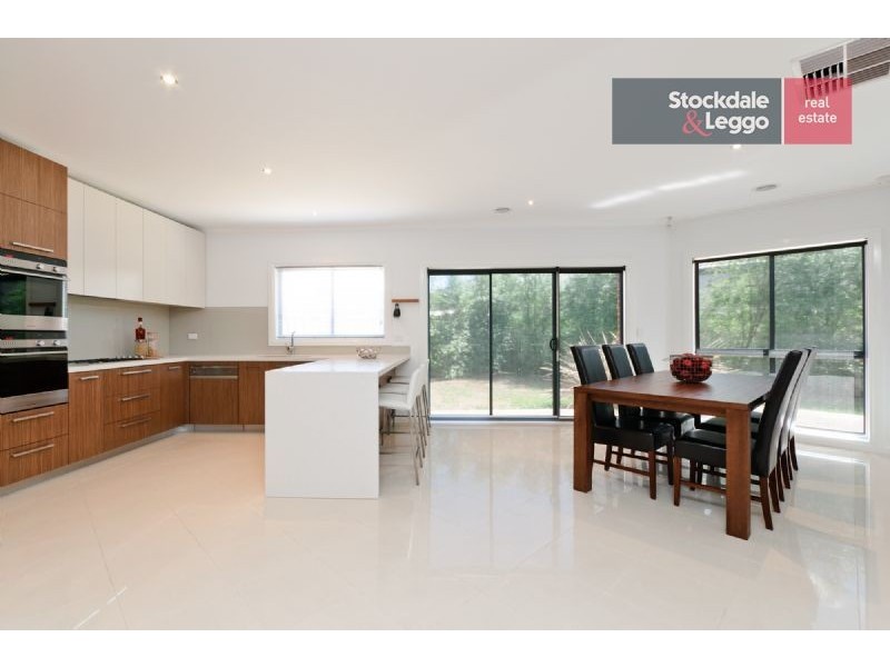 3 Scottsdale Crescent, Craigieburn VIC 3064