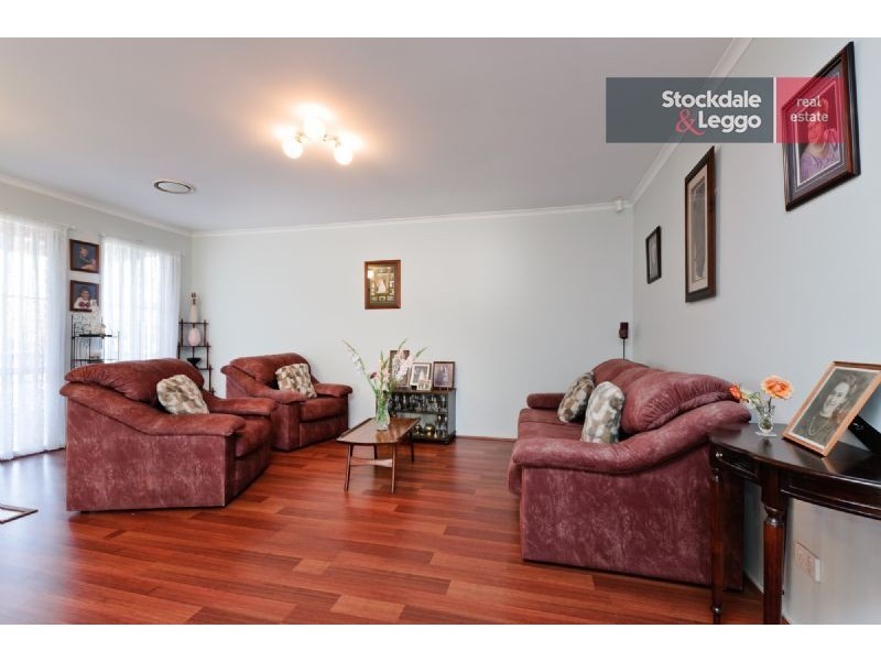 9 Emerson Court, Roxburgh Park VIC 3064