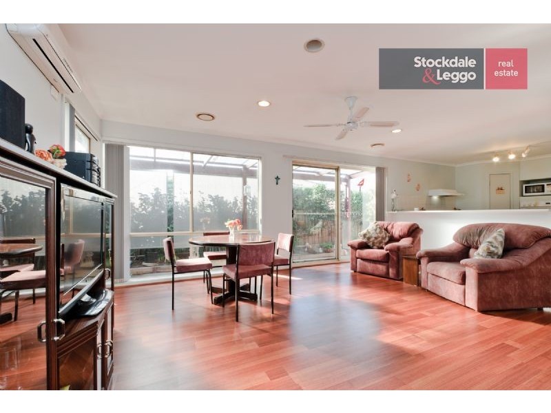 9 Emerson Court, Roxburgh Park VIC 3064