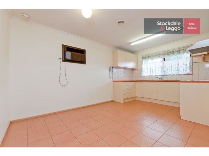 2/17 Northern Crescent, Craigieburn VIC 3064
