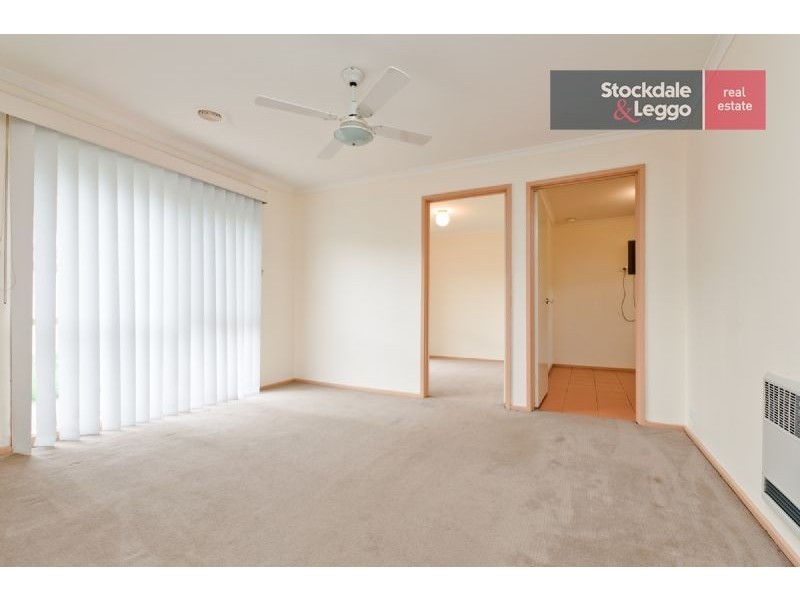 2/17 Northern Crescent, Craigieburn VIC 3064