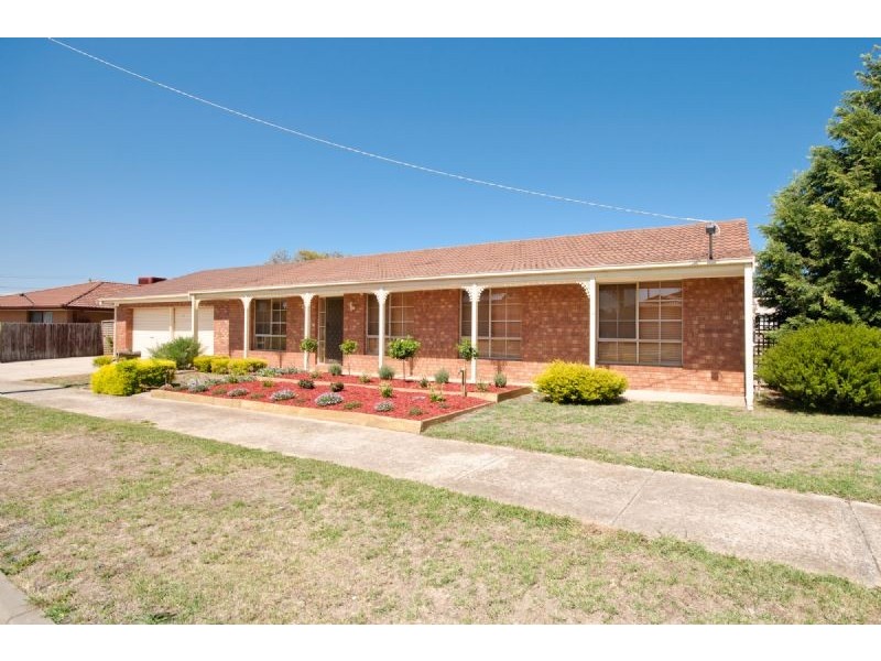 1 Lindfield Court, Craigieburn VIC 3064