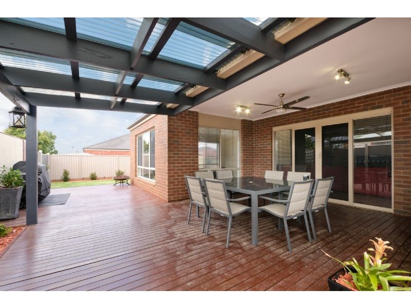 36 Bowral Loop, Craigieburn VIC 3064