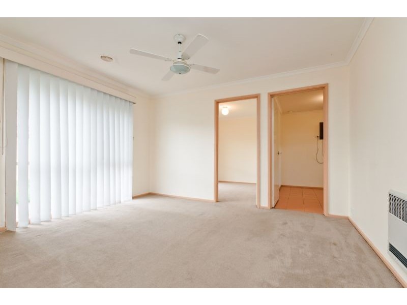 2/17 Northern Crescent, Craigieburn VIC 3064