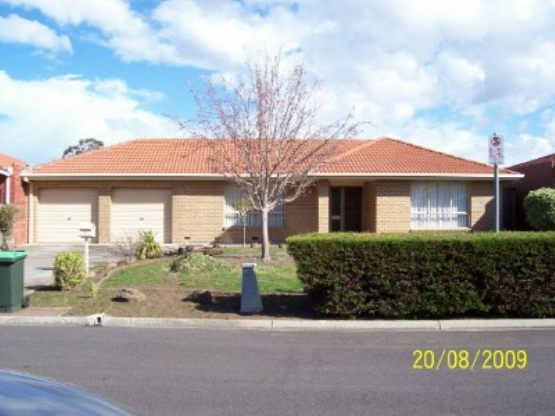 7 Strahan Court, Keilor Downs VIC 3038