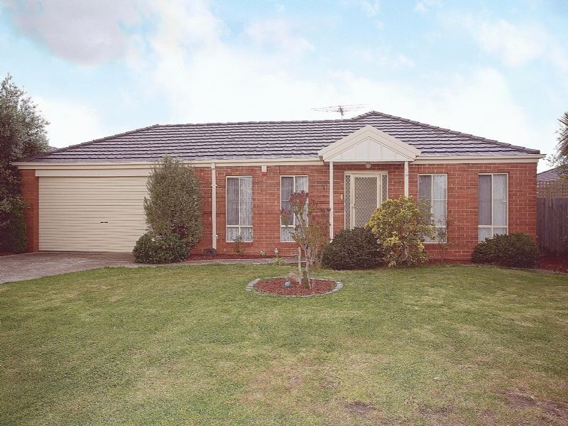 11 Ahmet Place, Hillside VIC 3037