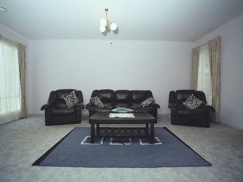 11 Ahmet Place, Hillside VIC 3037