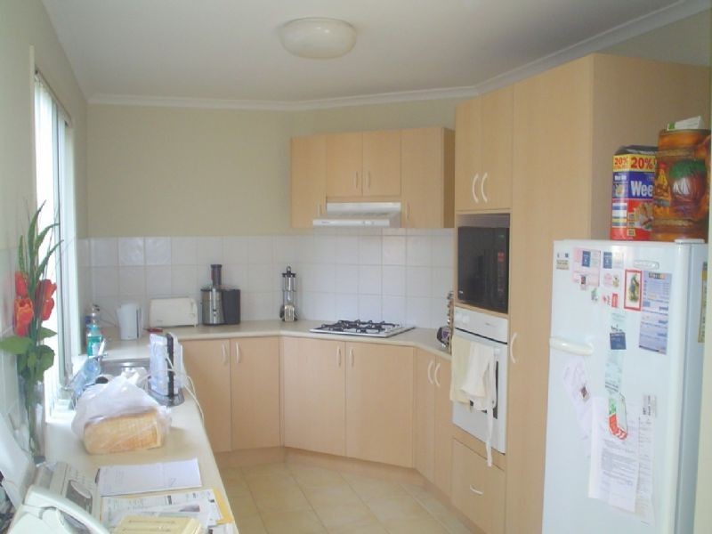 4 Twyford Close, Hillside VIC 3037