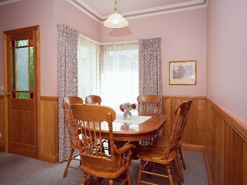 5 Wakelin Crescent, Taylors Lakes VIC 3038