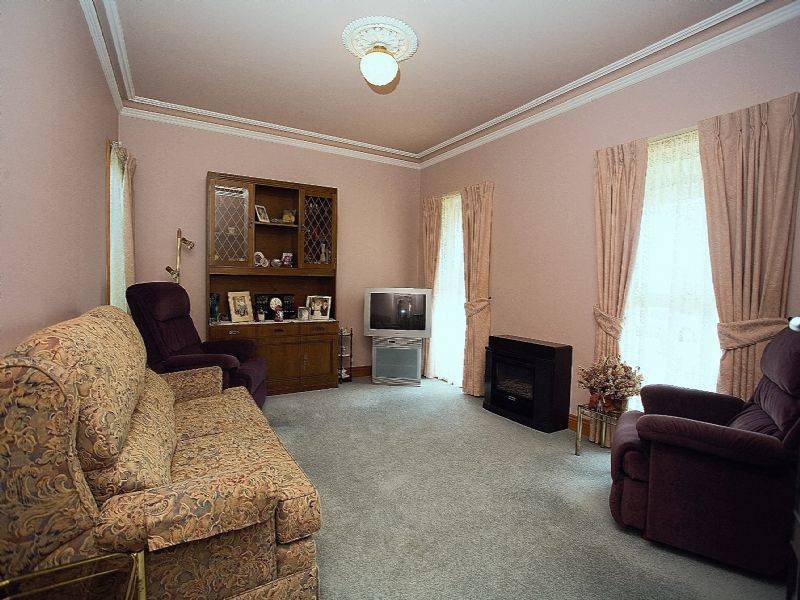5 Wakelin Crescent, Taylors Lakes VIC 3038
