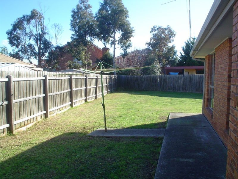 17 Malster Court, Keilor Downs VIC 3038
