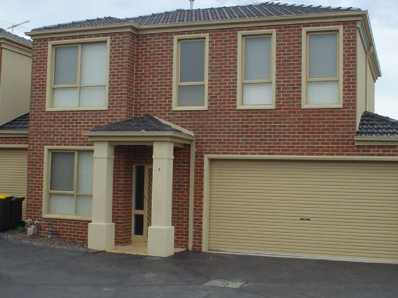 2/11 Trickey Ave, Sydenham VIC 3037