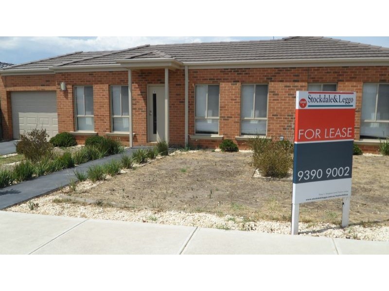 1/6 Stratheden Crt, Sydenham VIC 3037