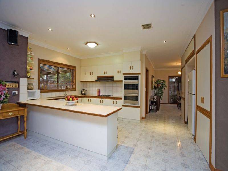 3 Denbigh Court, Keilor VIC 3036