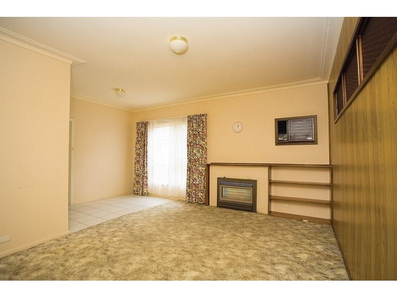 54 Dumfries Street, Deer Park VIC 3023