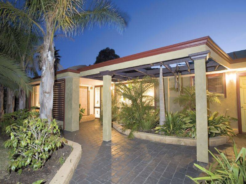 3 Maringa Close, Keilor Downs VIC 3038
