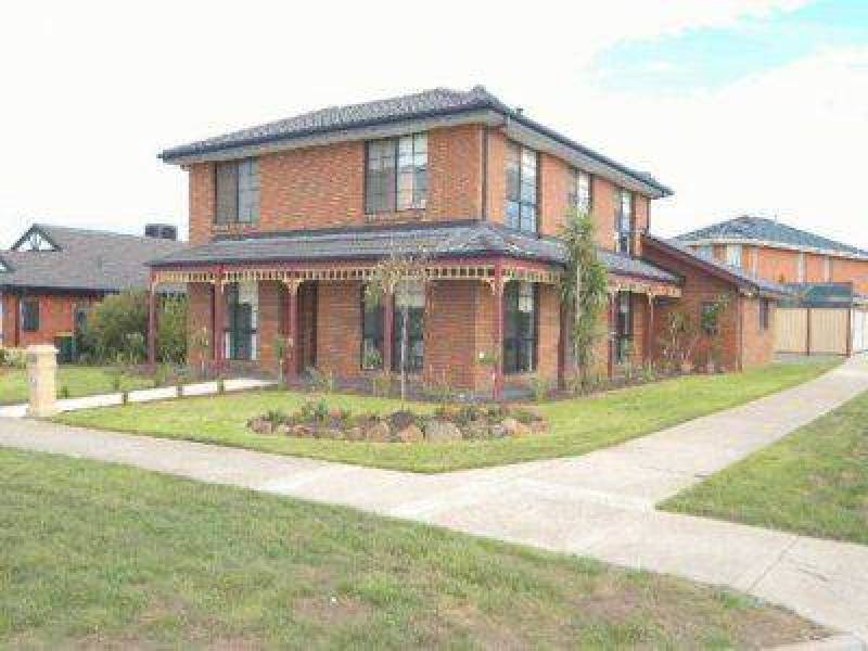 28 Salamander Drive, Taylors Lakes VIC 3038