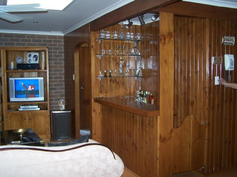 6 Wexford Crt, Keilor Downs VIC 3038