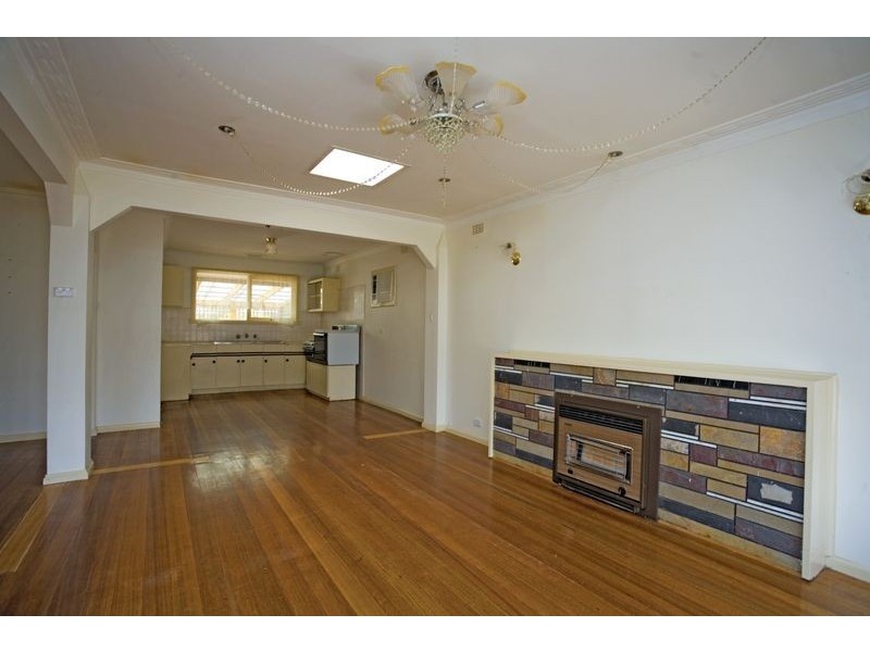 5 Mawson Avenue, Deer Park VIC 3023