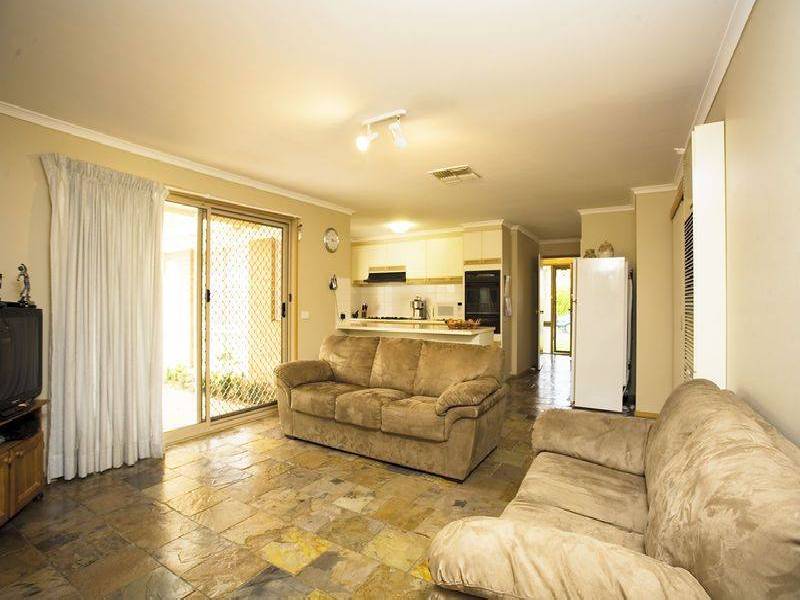 29 Proctor Crescent, Keilor Downs VIC 3038