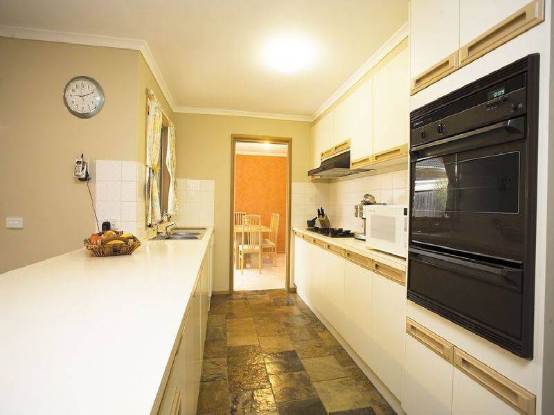 29 Proctor Crescent, Keilor Downs VIC 3038
