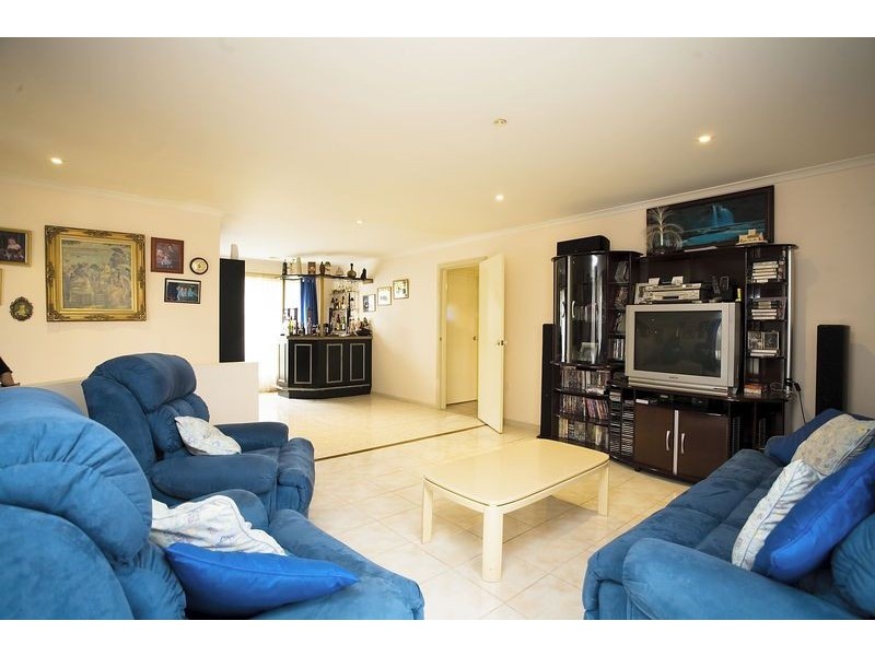 7 Ahmet Place, Hillside VIC 3037