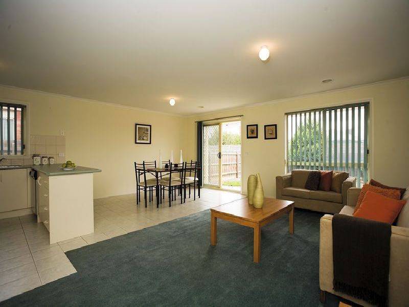 60 Brindalee Way, Hillside VIC 3037