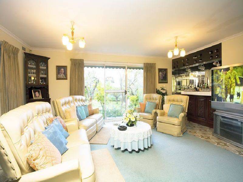 48 Jackman Crescent, Keilor VIC 3036