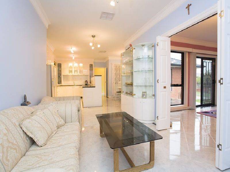 33 Pilain Crescent, Keilor Downs VIC 3038