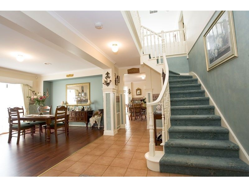 22 Cuthbert Drive, Hillside VIC 3037