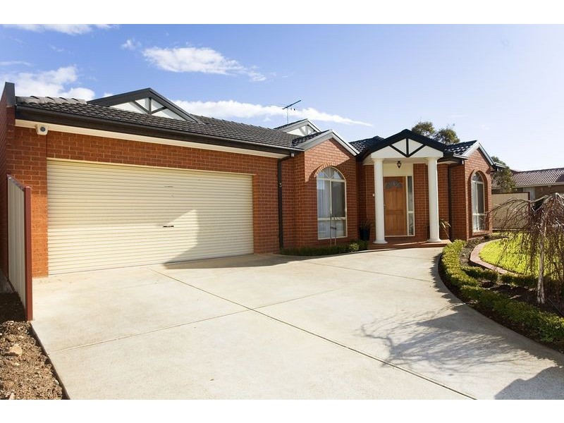 3 Dargo Place, Taylors Hill VIC 3037