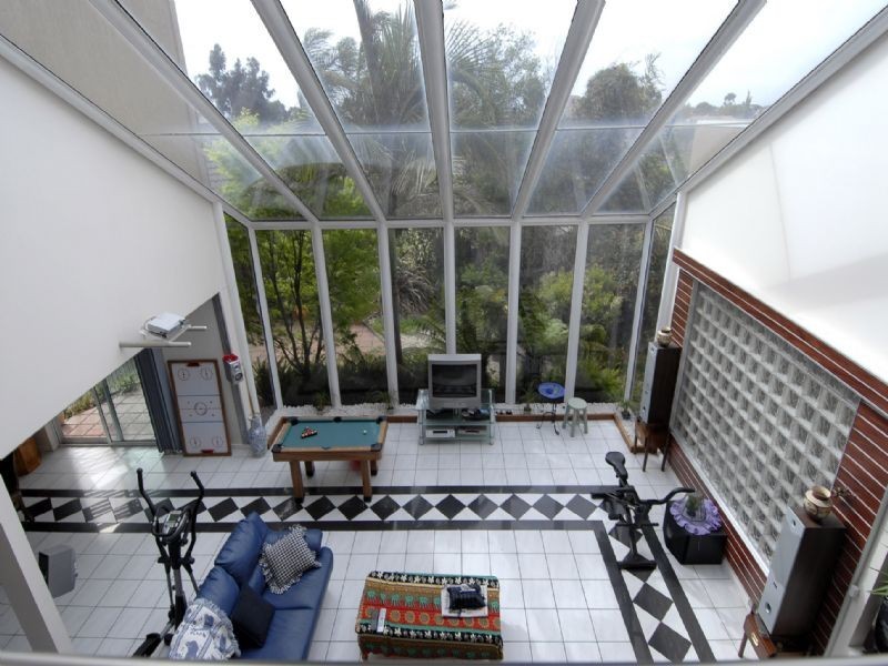 7 Harsburg Court, Taylors Lakes VIC 3038