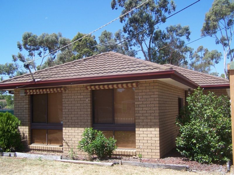 26 Coburns Road, Melton VIC 3337