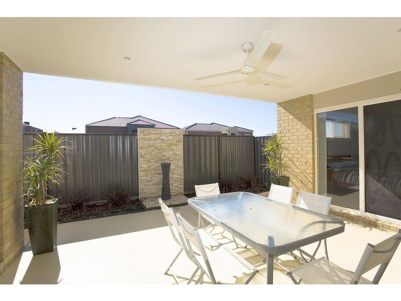 5 Penrose Mews, Hillside VIC 3037