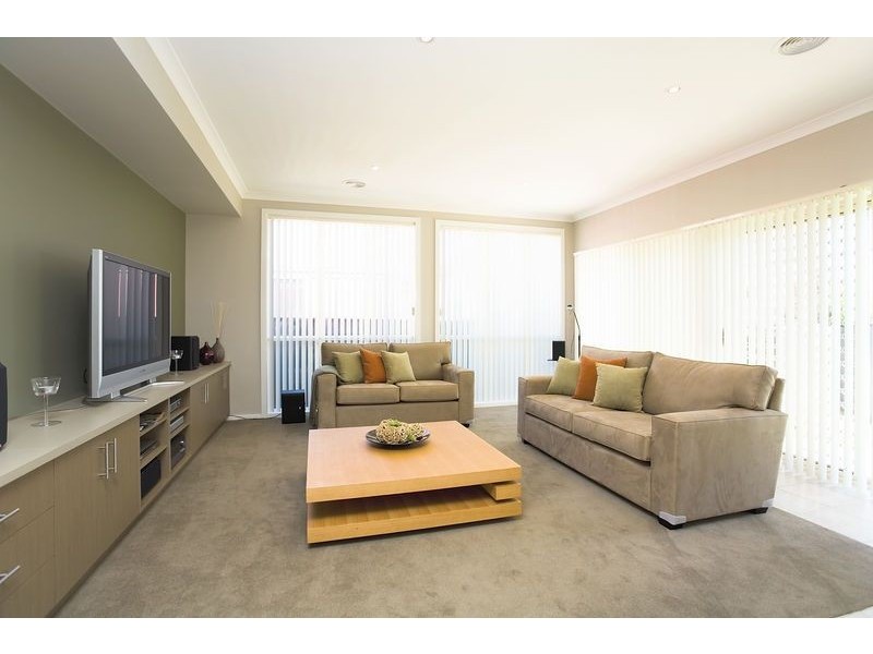 5 Penrose Mews, Hillside VIC 3037