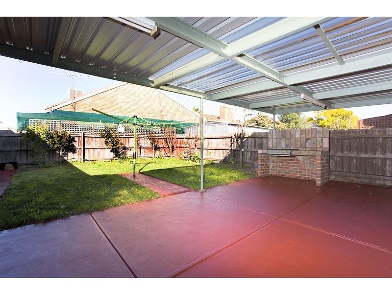13 Ensign Grove, Taylors Lakes VIC 3038